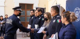 Paola Angon reconoce a 36 policías de SSC de Cholula por acciones relevantes