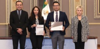 Entrega gobierno de Puebla cuarto informe de labores al Congreso estatal