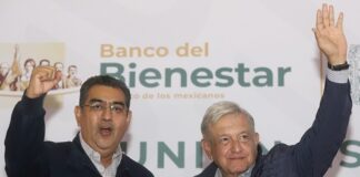 Participa gobernador Céspedes Peregrina en reunión de trabajo de López Obrador