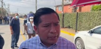 Filomeno Sarmiento aplaude marcha en defensa del INE