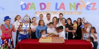Celebran Gaby Bonilla y Sergio Salomón Día de la Niñez con menores de casas de asistencia del SEDIF