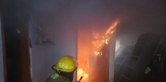Bomberosde San Pedro Cholula sofocan incendio en vivienda de Santa Bárbara Almoloya