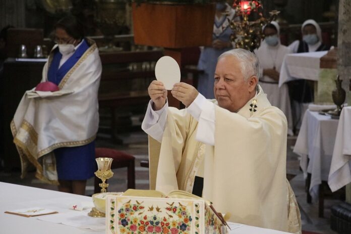 MISA DOMINICAL . CATEDRAL
