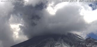 Tres explosiones y 94 exhalaciones del Popocatépetl en 24 horas