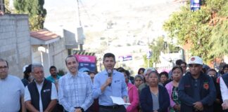 Ayuntamiento de Puebla arranca rehabilitación de calle Tulipanes en Totimehuacan