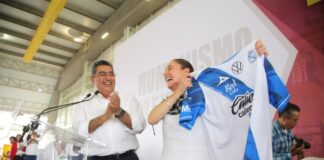 “Ni un paso atrás a la 4T”: Sheinbaum; “los poblanos tenemos la camiseta bien puesta”: Salomón