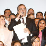 Dejará Ebrard al gabinete de AMLO; busca la candidatura de Morena para Presidente