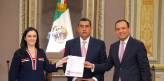 En Puebla las decisiones las toman los poblanos: Sergio Salomón