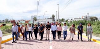Inaugura Mundo Tlatehui el adoquinamiento de la calle Sexta Cerrada y Tlahuilila en la cabecera municipal