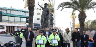 Entrega ayuntamiento de Puebla equipamiento para policías y personal de protección civil