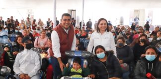 Entrega Sergio Salomón y Gaby Bonilla 204 aparatos ortopédicos en beneficio de cuatro municipios