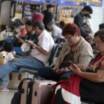 Vuelos cancelados en aeropuerto de Puebla por ceniza; 96 exhalaciones en 24 horas