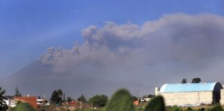 Popocatepetl mantiene exhalaciones y tremores de acuerdo al CENAPRED