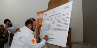 Chawaro firma compromiso para atender agenda hídrica.