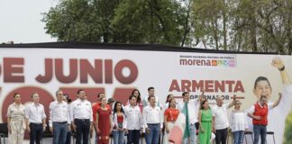 Cierre de “Sigamos haciendo historia” abarrota la plaza de la Victoria