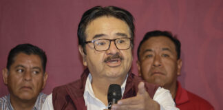 Morena, busca tirar senaduría de Néstor Camarillo, por falso indígena