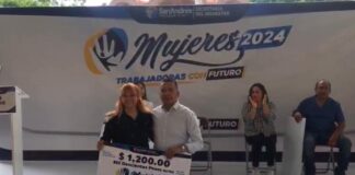 Edmundo Tlatehui entrega los últimos apoyos del programa “Mujeres Trabajadoras con Futuro”