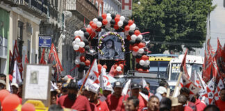 UPVA 28 de Octubre, se manifiesta para exigir justicia por su líder y seguridad para los agremiados