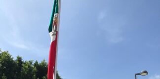 Edmundo Tlatehui devela Bando de Fiestas Patrias