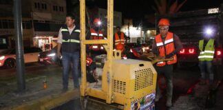 Encabeza Pepe Chedraui supervisión de trabajos de bacheo nocturno en la Capital