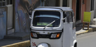 El funcionamiento de los mototaxis en Cuautlancingo será normado, asegura Omar Muñoz