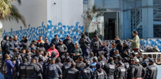 Policías de Cuautlancingo pretenden cobrar doble aguinaldo