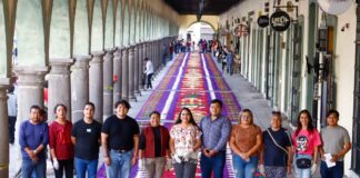 Encabeza Tonantzin Fernández la colocación de la alfombra monumental de Semana Santa