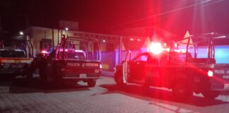 Arde Acatzingo; pobladores incendian Presidencia Municipal para linchar a presuntos ladrones