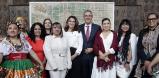 Pepe Chedraui conmemora el 494 aniversario de la ciudad en Cámara de Diputados