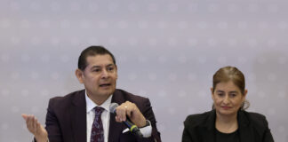 Armenta pide a Grupo Proyecta donar predio para viviendas de policías