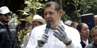 Armenta cierra la puerta al nepotismo; “mi equipo no debe pensar en la grande”