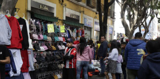 Avanza el retiro de ambulantes en Puebla capital;reducen al 50%: SEGOM