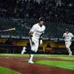 Pericos y Piratas reparten victorias en la doble cartelera