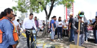 Con faena y bacheo, Gobierno de Alejandro Armenta atiende necesidades viales