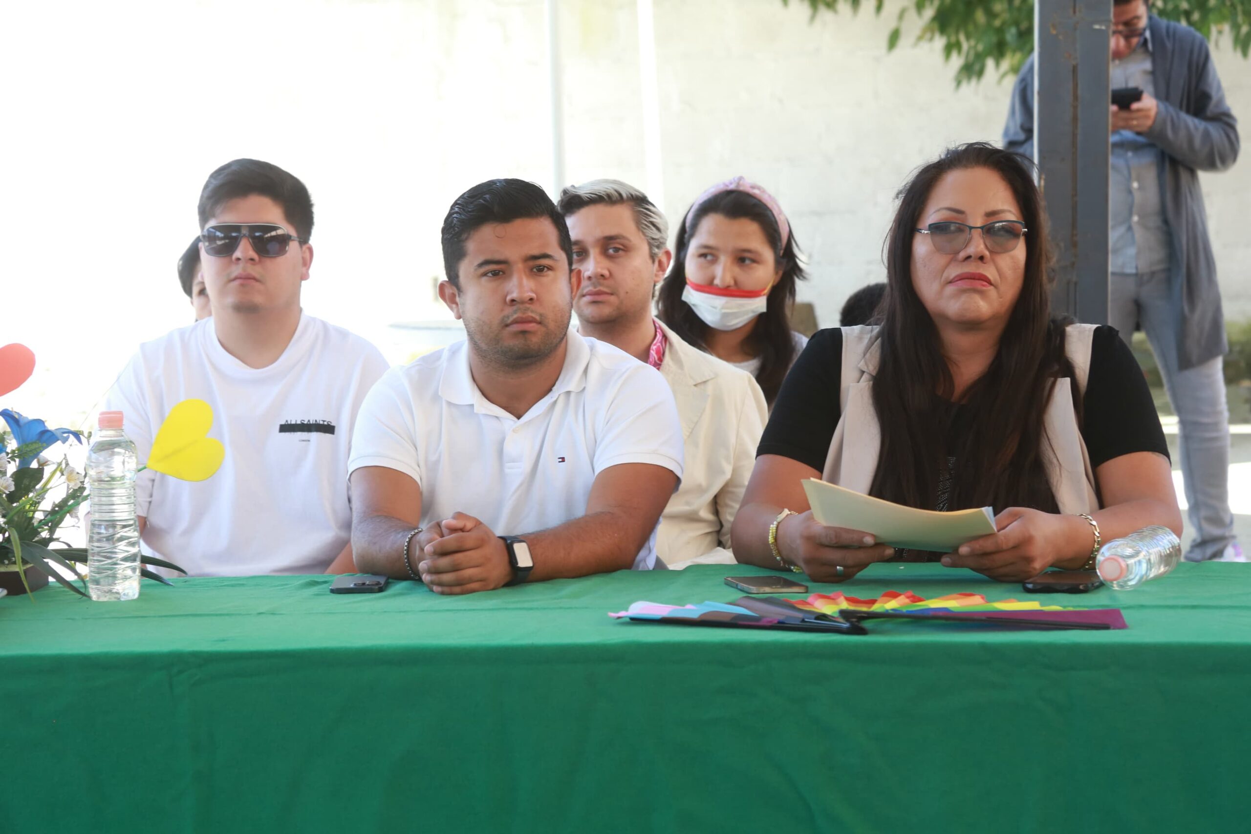 Entrega Gabriela Chumacero apoyos del Programa de Obra Comunitaria ...