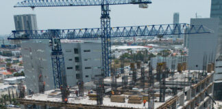 Aranceles elevan costos de aluminio y acero; obras en Puebla podrían encarecerse: AECO