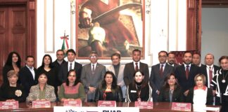 Firman Gobierno de la Ciudad y BUAP convenio para alfabetizar a poblanas y poblanos en zonas vulnerables