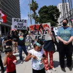 Redadas migratorias amenazan celebración del Día de la Independencia en Los Ángeles