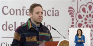 Gobierno exhibe a farmacéuticas por incumplir entrega de medicamentos