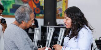 Lupita Cuautle entrega apoyos ortopédicos y reafirma compromiso con quienes más lo necesitan