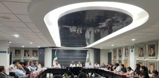 Normalistas reanudan clases tras acuerdo con la SEP