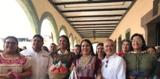La Plaza de la Concordia se llena de vida, aromas y tradición en el trueque