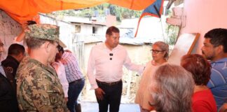 Gobernador Armenta supervisa limpieza y reconstrucción de viviendas afectadas en Huauchinango