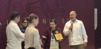 CECyTE Puebla recibe premio nacional por indicadores educativos sin precedentes