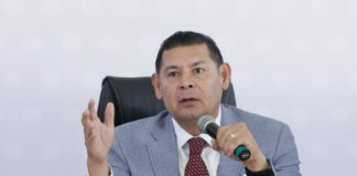 Armenta presenta iniciativa para combatir el despojo inmobiliario