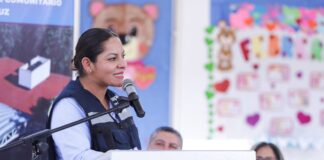 Entrega Lupita Cuautle obra en CAIC de Concepción La Cruz