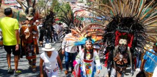 Tonantzin Fernández encabeza peregrinación de danzas hacia la Gran Pirámide