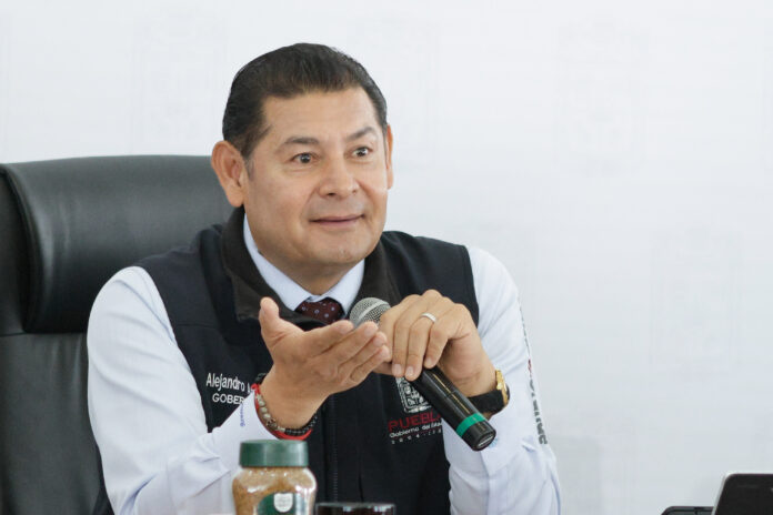 alejandro-armenta-701547