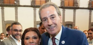 Asiste Pepe Chedraui a la Toma de Protesta de la Presidencia de AALMAC