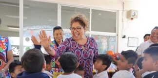 DIF Cuautlancingo lleva alegría a niñas y niños del municipio por el Día de la Niñez